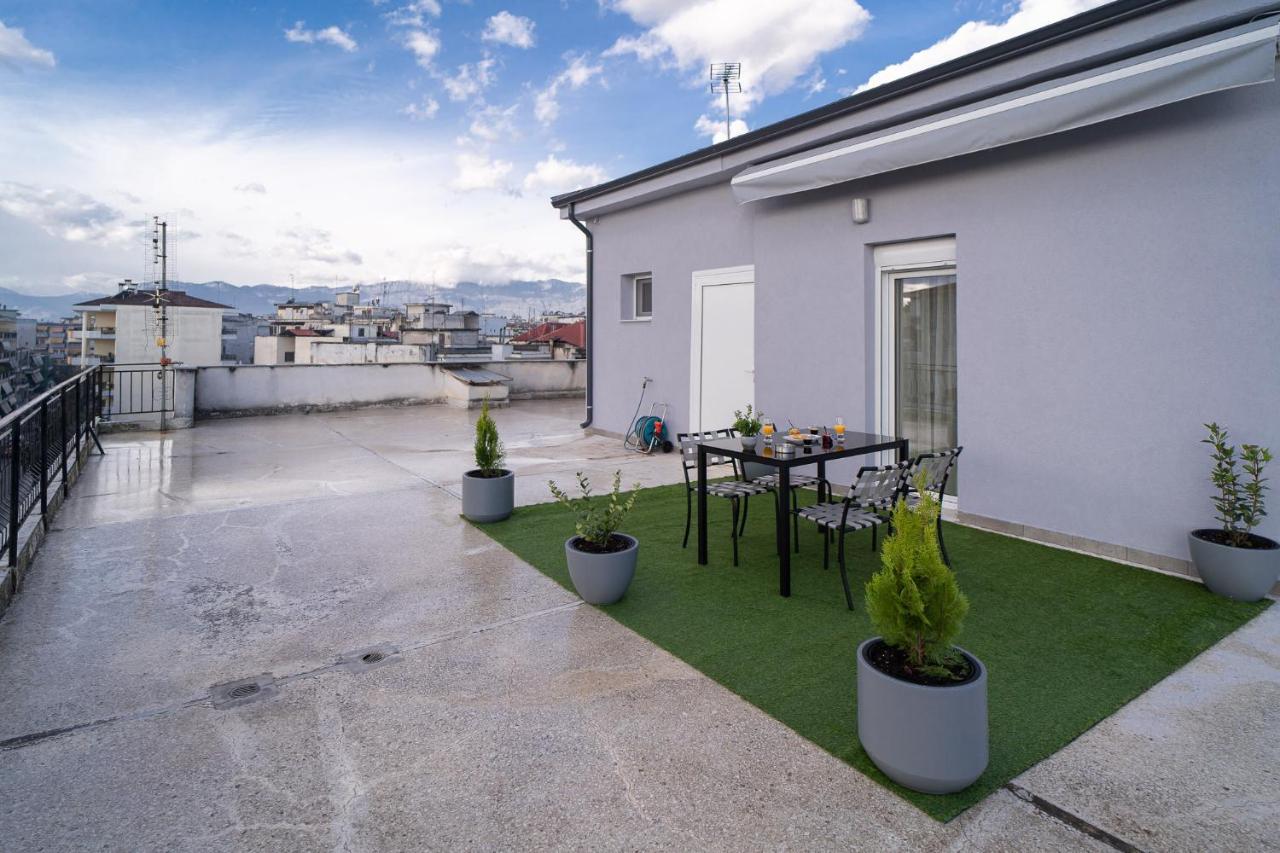 Lux Palace Trikala Eksteriør bilde